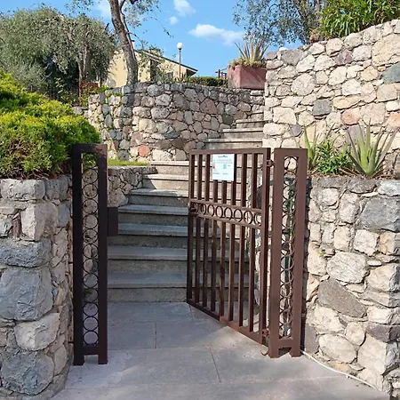 Appartamenti Albatros Brenzone sul Garda Exterior foto